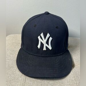 New York Yankees Navy Cap Hat Fitted 7 1/8 MLB 59fifty New Era Performance